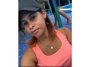 Aparece joven reportada como desaparecida en Brisas del Este