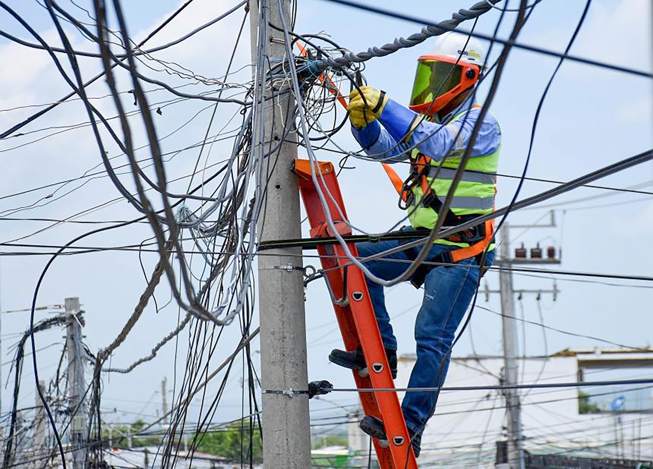 Lluvias provocan fallas en 7% de los circuitos de EDEESTE