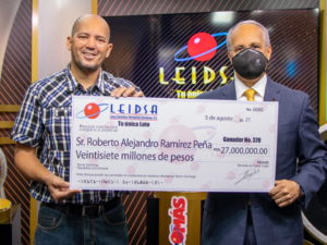 Leidsa entrega 27 millones de pesos a nuevo ganador 