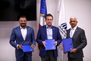 Instituciones acuerdan fomentar uso de gas natural en vehículos 