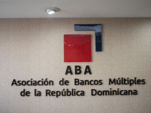 Bancos múltiples acuerdan principios para gestión de cobros de deudas