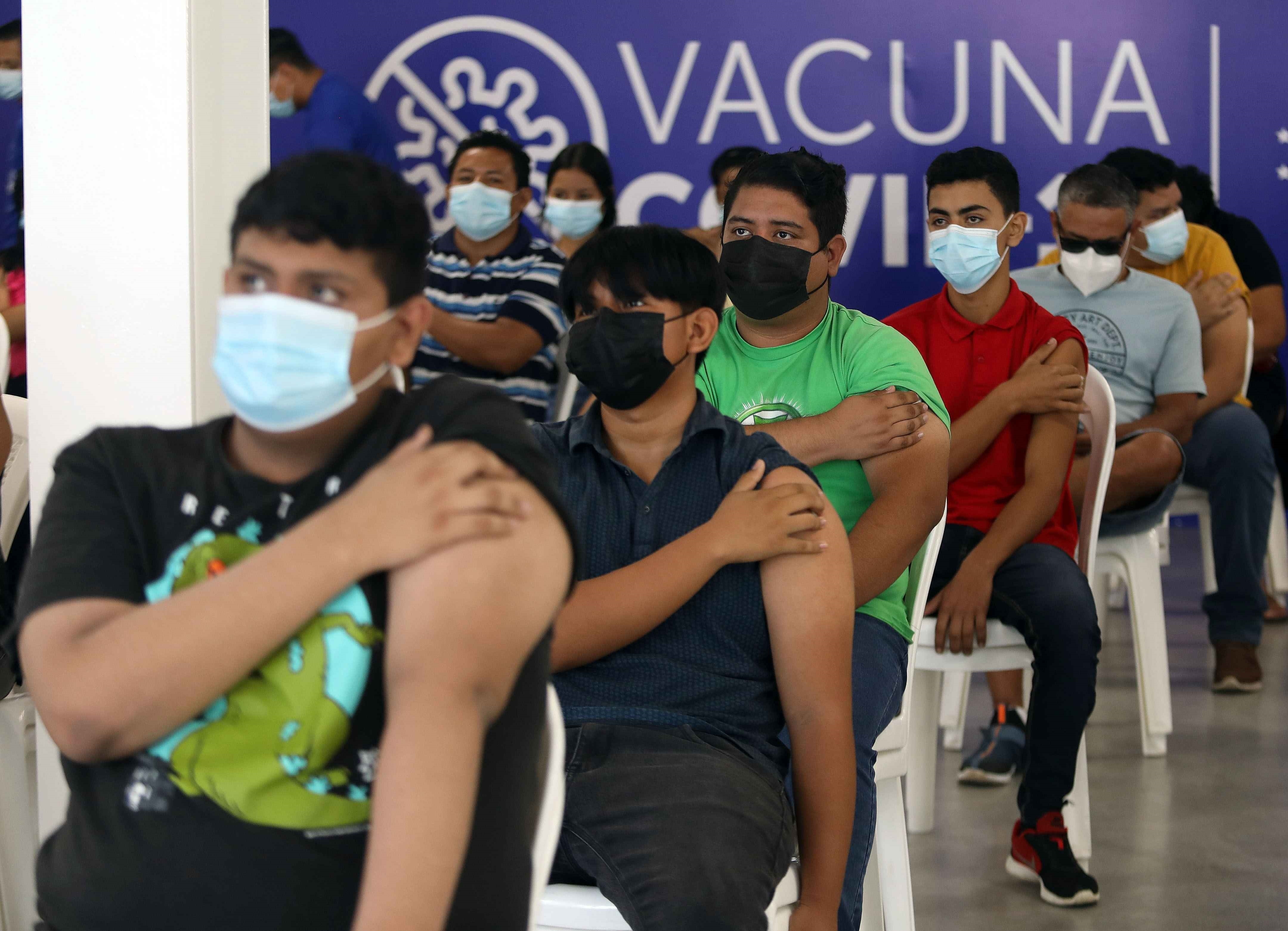 El Salvador confirma la circulación de tres variantes de la COVID-19