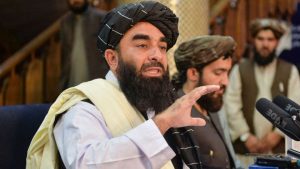 Talibanes piden apoyo para reconstruir la economía afgana
