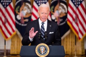 Biden cree que los talibán afrontan 