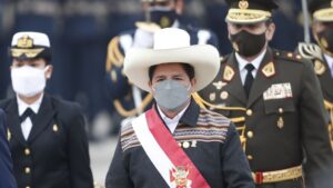 Presidente de Perú dice estar  