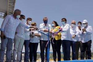 Luis Abinader dejó en funcionamiento el Proyecto de Desarrollo Agrícola Azua II – Pueblo Viejo, en su primera etapa, con una inversión de RD$724 millones
