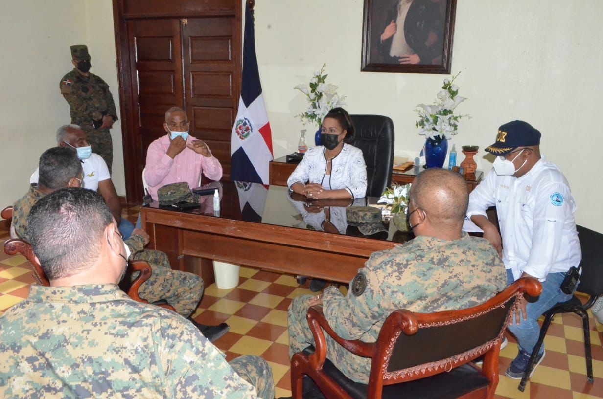 Comandate General del Ejército supervisa operativos contra propagación fiebre porcina