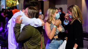 OMS informa Europa supera los 60 millones de infectados por coronavirus