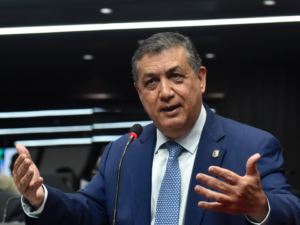 Vocero diputado PLD pide cancelar licitaciones línea 2-C metro de Santo Domingo