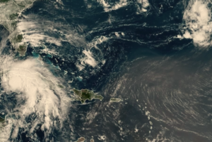 Ida, que tocó tierra en la Isla de la Juventud, en Cuba, como huracán de categoría 1, avanza hacia el Golfo de México y con rumbo a las costas de Luisiana