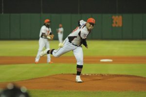 Toros del Este anuncian importación de dos lanzadores