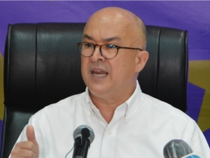 Domínguez Brito visitará dominicanos en varias ciudades de EEUU