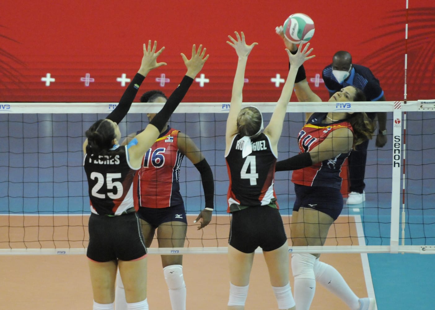 Reinas del Caribe se imponen ante México; igualan a Canadá y EEUU