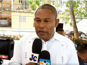 Distrito educativo de Yamasá exhorta padres enviar hijos a clases 