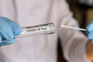 Coronavirus: Salud Pública reporta 896 nuevos casos 