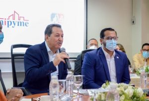 Firman convenio en apoyo a las Mipymes del sector textil