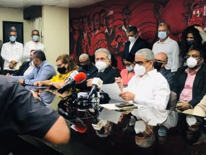 Médicos retoman su lucha contra las ARS; anuncian paro de 48 horas