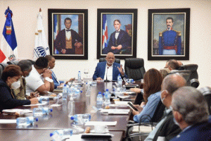 Comisión de Observadores apoya continuidad del concurso docente
