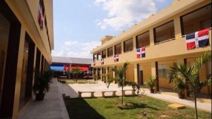 Año escolar presencial inicia con dificultades en Samaná