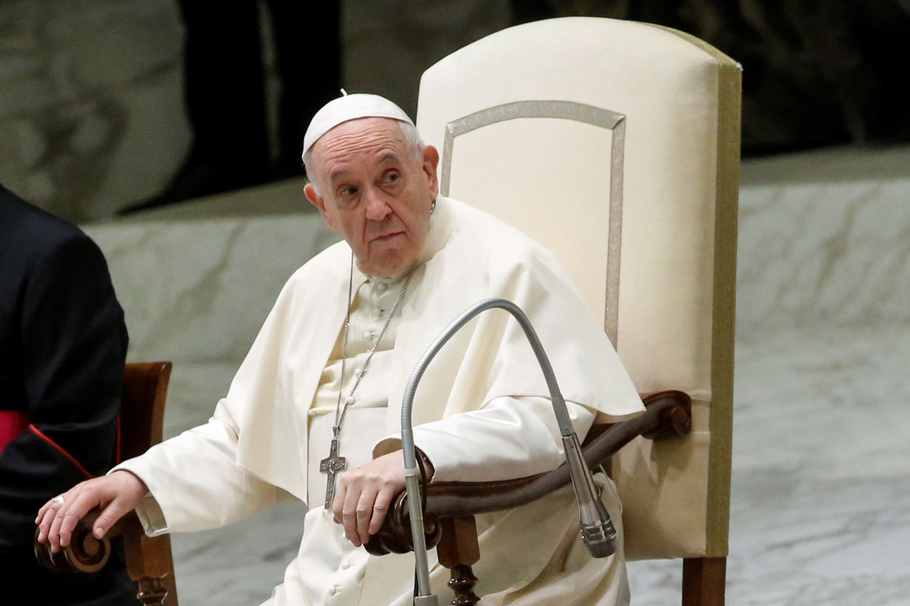 El papa dice que ni se le pasó por la cabeza renunciar al pontificado