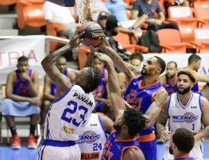 Los Metros cierran serie regular con triunfo ante los Reales