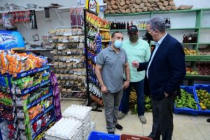La Fuerza del Pueblo inició la jornada nacional de afiliación Profesor Juan Bosch. Fernández dio apertura a estas inscripciones masivas visitando hogares