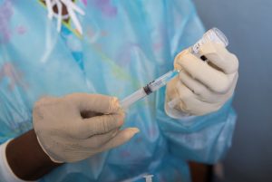 Haití devuelve 250,000 vacunas a punto de caducar al Covax
