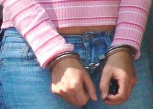 PN apresa mujer implicada en estafa digital de 100 millones de pesos