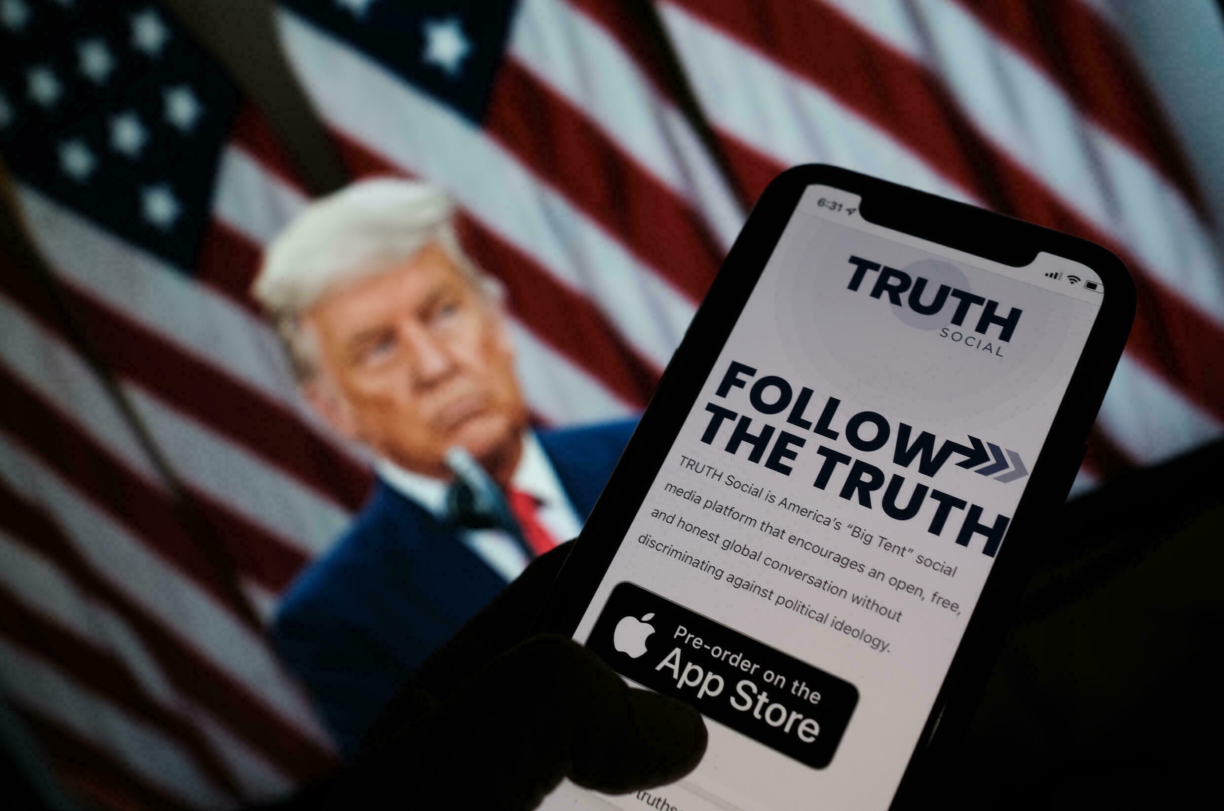Hackean red social de Trump poco después del anuncio de su lanzamiento