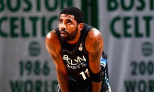 Kyrie Irving dice que rechazar la vacuna es elegir lo mejor para él