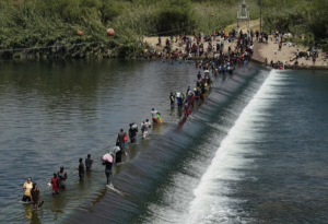 EE.UU limitará arrestos de inmigrantes cerca de escuelas o parques