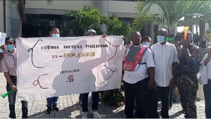 Exempleados del Inposdom exigen pago de prestaciones