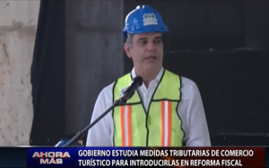 Gobierno estudia medidas tributarias de comercio turístico  
