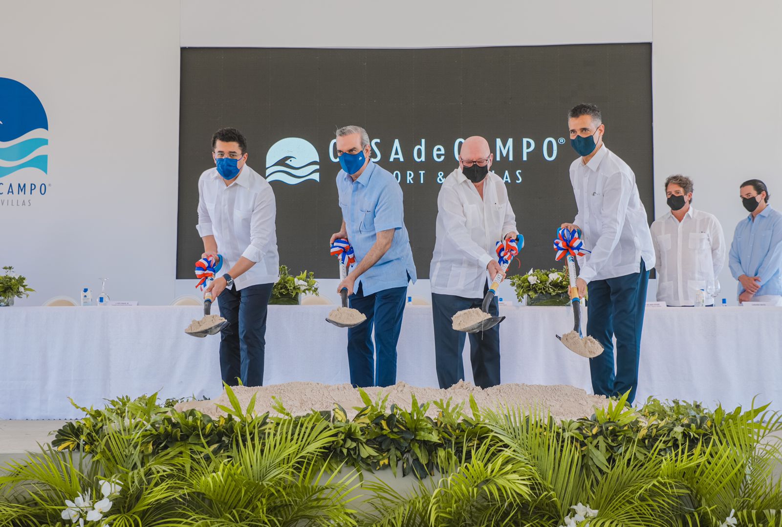 Abinader anuncia construcción de 9 mil nuevas habitaciones hoteleras