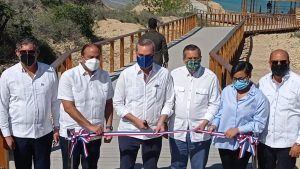 Abinader inaugura sendero eco-amigable y otras facilidades en El Morro