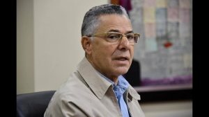 Alcalde SDE advierte de peligro en Av. Barceló por derrumbe tendido eléctrico 