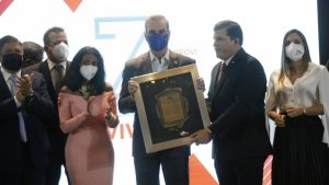 Abinader anuncia ventanilla única de construcción para trimestre 2022