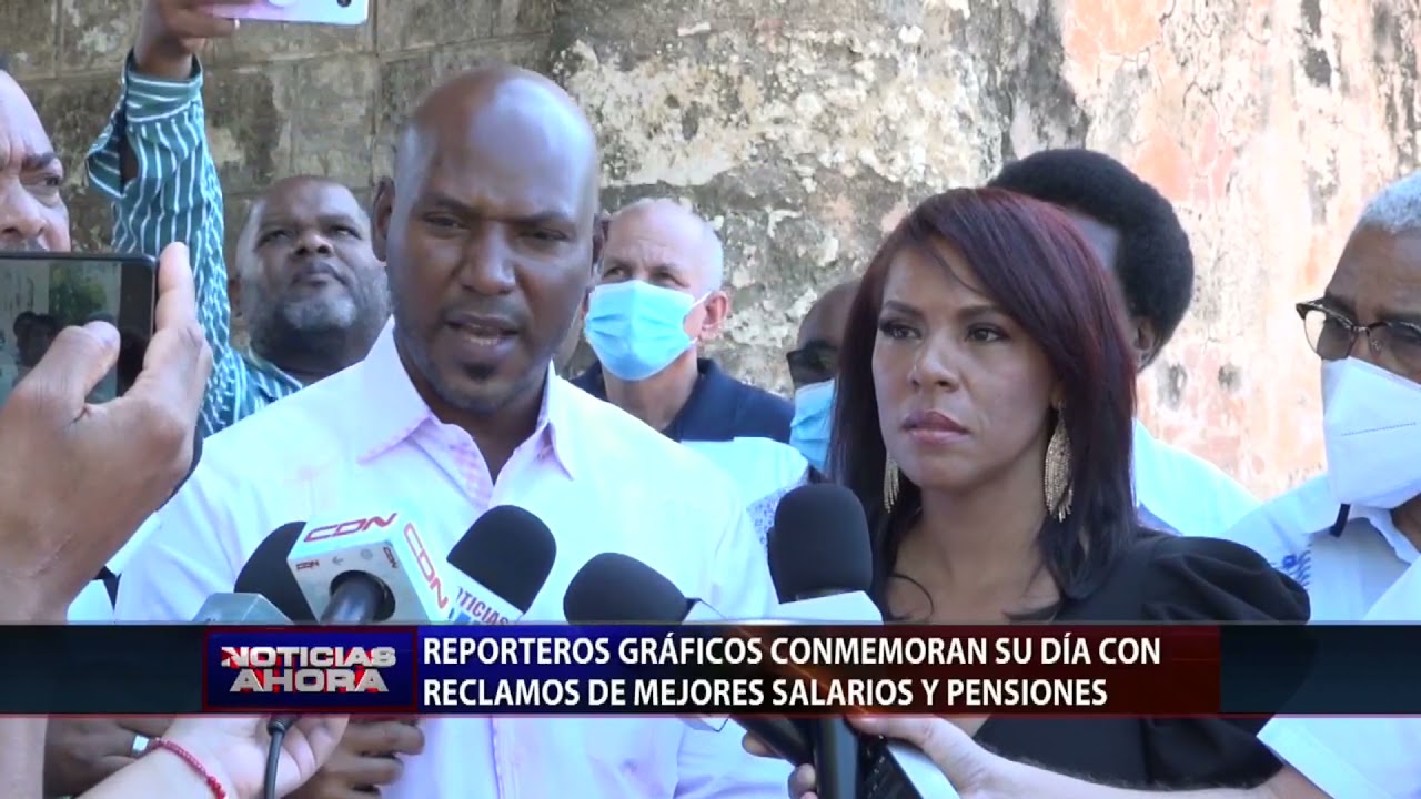 Demandan mejores salarios y pensiones para reporteros gráficos