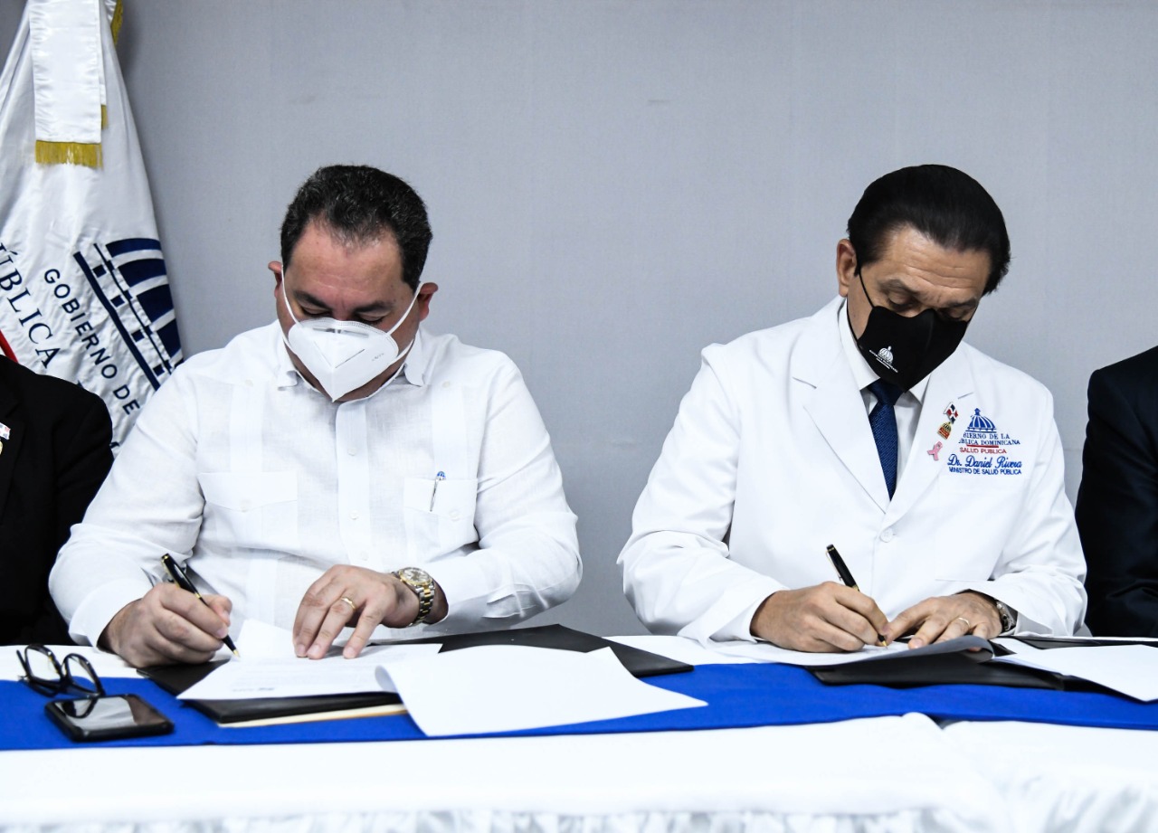 Entregan al SNS equipos para hacer pruebas rápidas de Tuberculosis