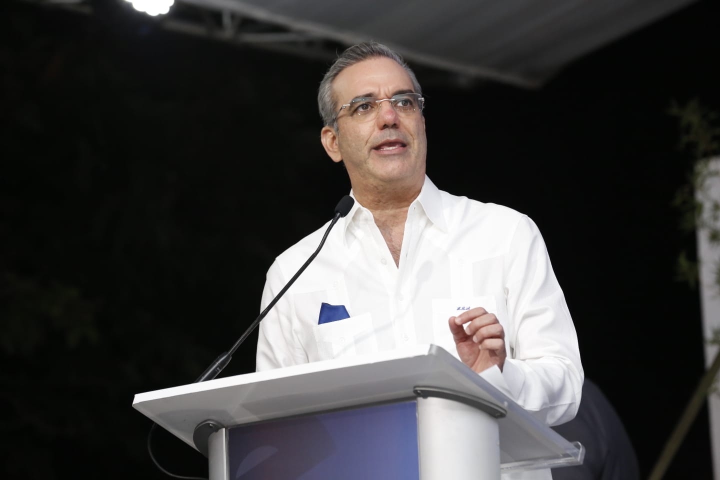 Gobierno escuchará a la sociedad civil en cumbre por la democracia