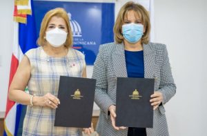 El Plan Social de la Presidencia y la Fundación Operación Sonrisa República Dominicana formalizaron un convenio de colaboración que beneficiará a cientos de niños de escasos recursos de todo el país.