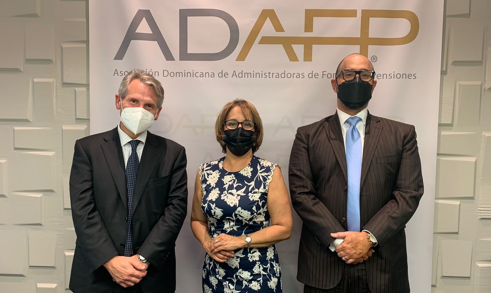 ADAFP y FMI hablan sobre el fortalecimiento del sistema de pensiones