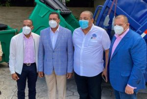 Carlos Guzmán exhorta a homólogos dar prioridad a recogida de basura