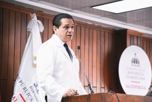 RD podría decidir el lunes 8 vacunación a menores a partir de 5 años