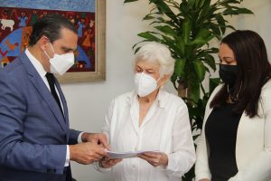 Comisión de reforma policial entrega proyecto de código de ética PN