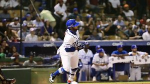 Dennicher Carrasco remolcó la carrera del gane como emergente para los Tigres del Licey en el debut de José Offerman.