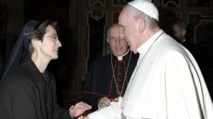 El Papa nombra a una mujer como 