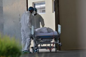 Alcalde entiende Salud Pública no da cifras reales muertos por COVID