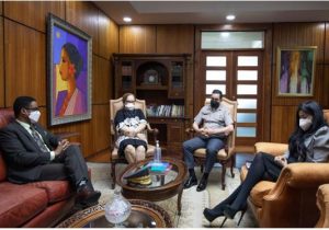 Procuradora Germán Brito recibe al director de la PN