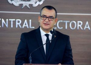 Román Jaquez dice políticos que no ganan acuden al descrédito de JCE 